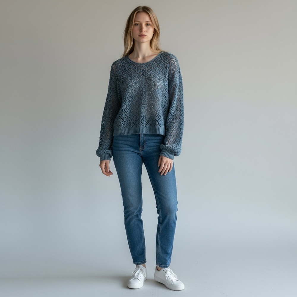 NWT Mod Lusive Crew Neck Sweater